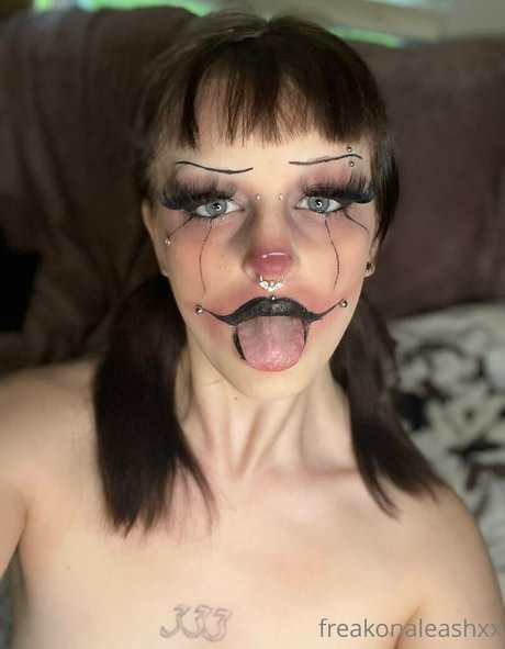 Nacktes geleaktes OnlyFans-Foto von Freakonaleashxx