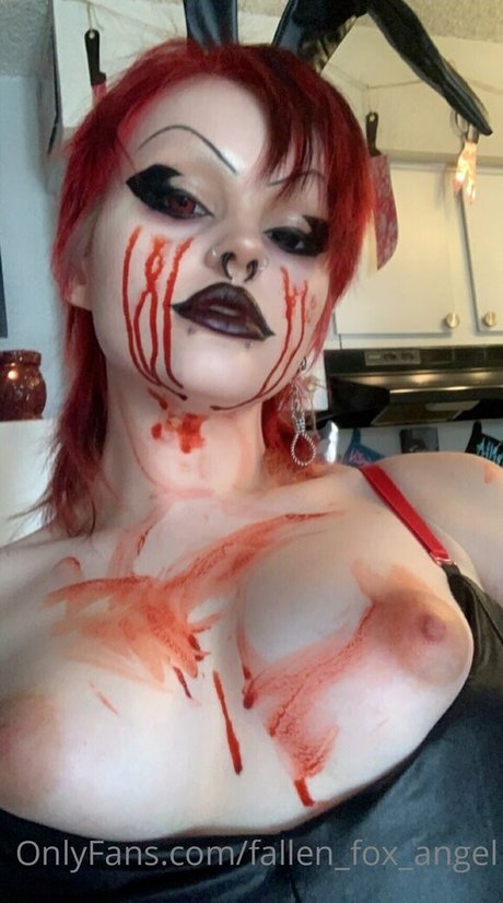 Fallen_fox_angel