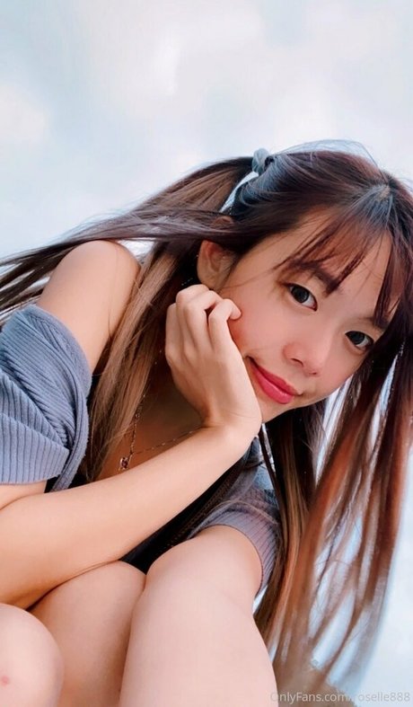 Nacktes geleaktes OnlyFans-Foto von Roselle888