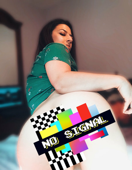 Nacktes geleaktes OnlyFans-Foto von Signaldropfree