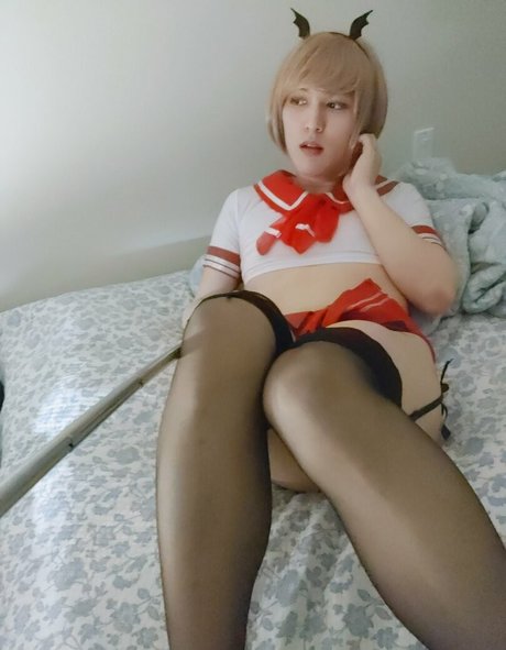 Tsukiakarisukitrial