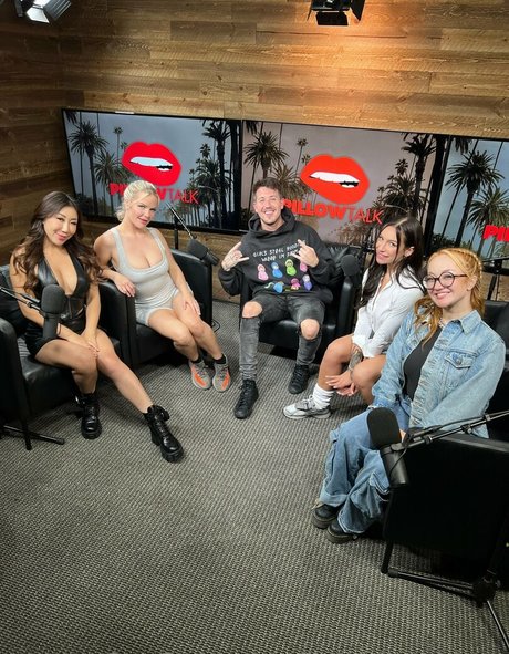 Nacktes geleaktes OnlyFans-Foto von Pillowtalkwithryan