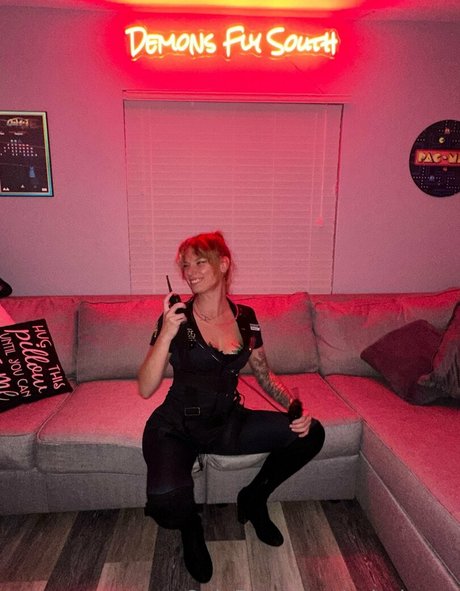 Nacktes geleaktes OnlyFans-Foto von Asiariggsx