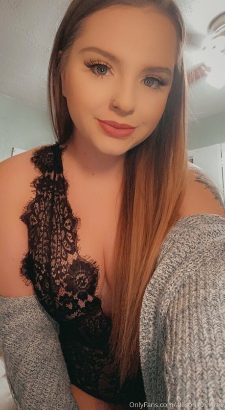 Nacktes geleaktes OnlyFans-Foto von Allison1011free