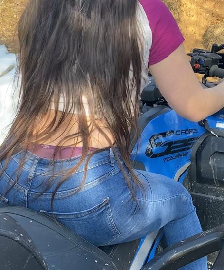Nacktes geleaktes OnlyFans-Foto von Camillaisbored