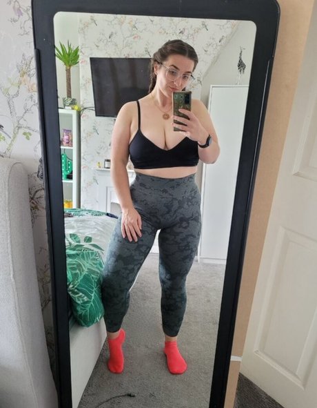 Nacktes geleaktes OnlyFans-Foto von Jade Lucy