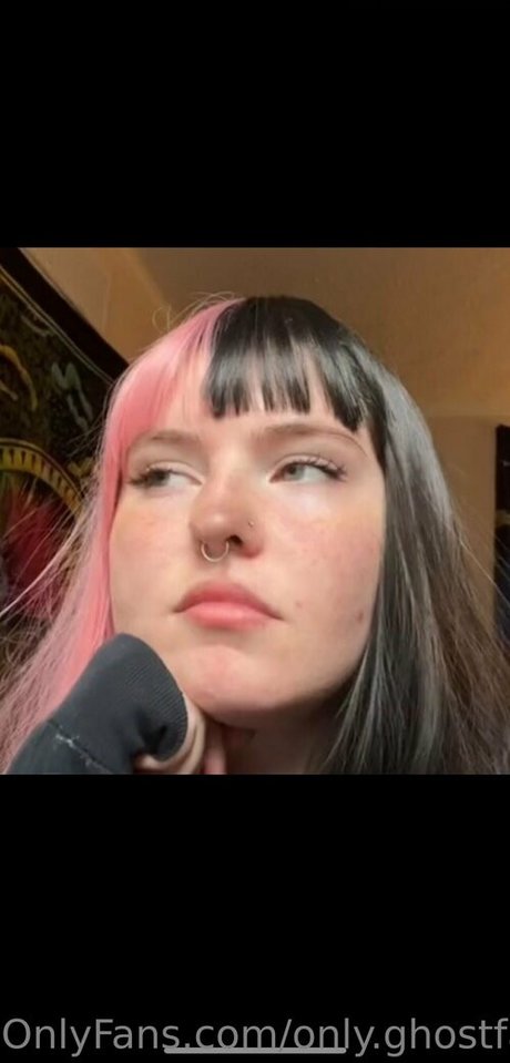 Nacktes geleaktes OnlyFans-Foto von Onlyghostface