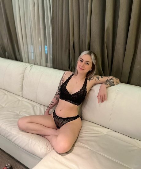 Nacktes geleaktes OnlyFans-Foto von Daphne Palumbo