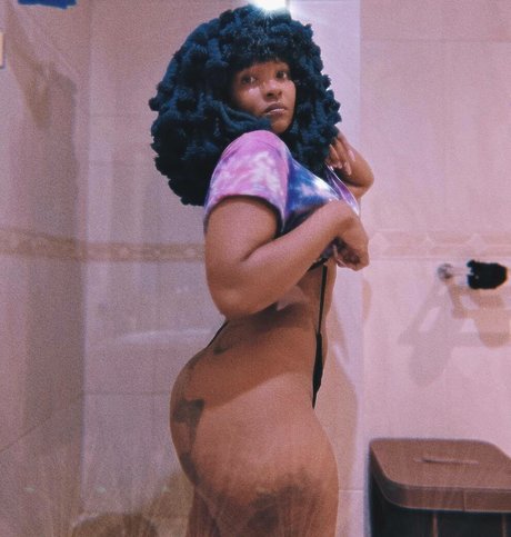 Nacktes geleaktes OnlyFans-Foto von Moonchild Sanelly