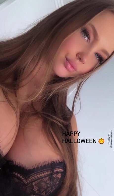 Ella B