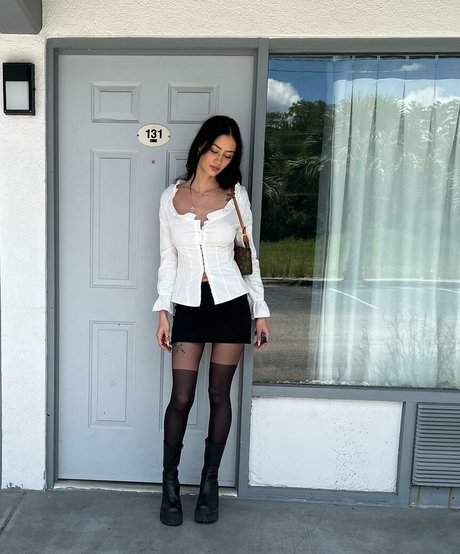 Nacktes geleaktes OnlyFans-Foto von Madylina Renee