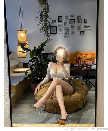 Nacktes geleaktes OnlyFans-Foto von Oliveemmm
