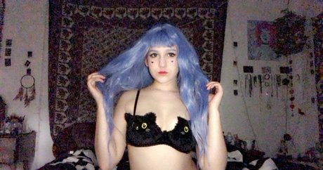 Nacktes geleaktes OnlyFans-Foto von Gothgirlfriend2free