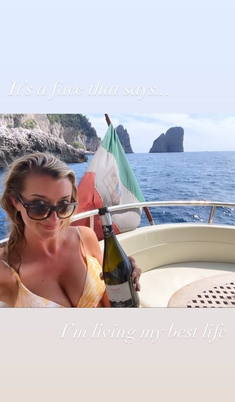 Nacktes geleaktes OnlyFans-Foto von Sarah Champion