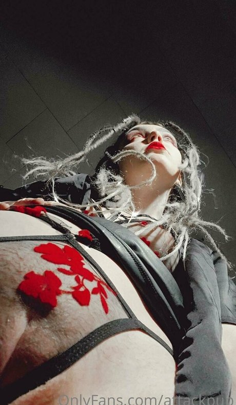 Nacktes geleaktes OnlyFans-Foto von Attackpup