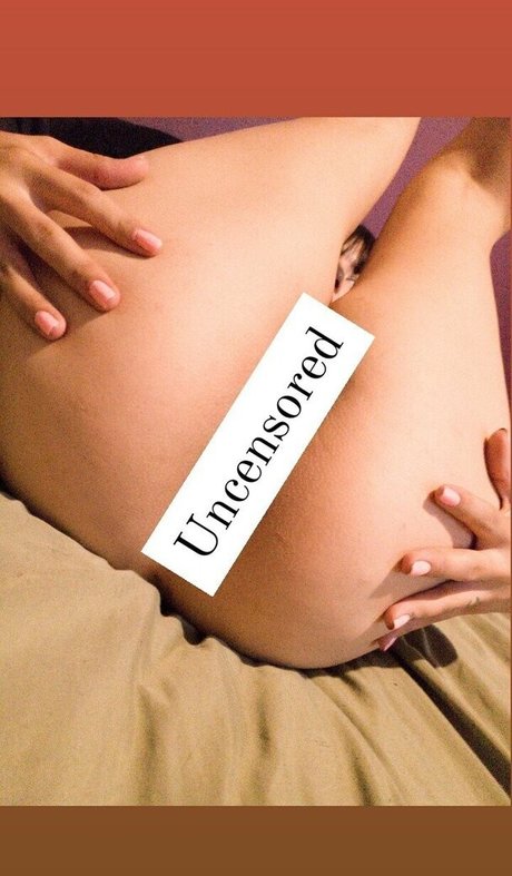 Nacktes geleaktes OnlyFans-Foto von Blommpita