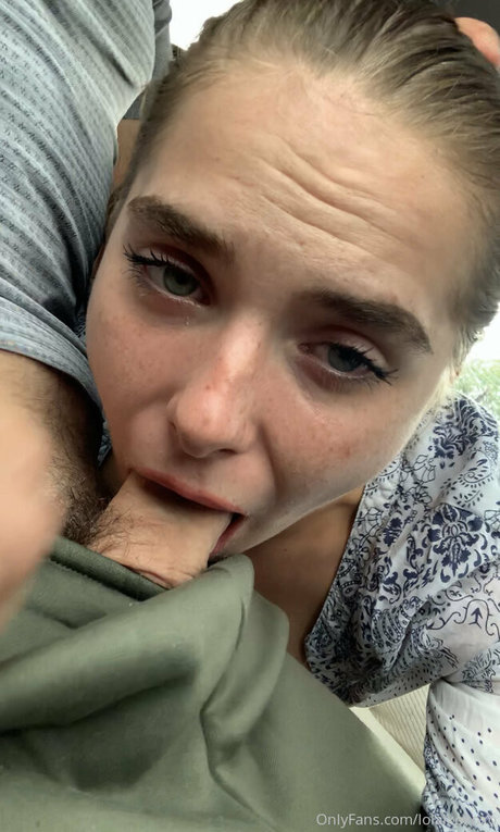 Nacktes geleaktes OnlyFans-Foto von Lolalxoxoxo