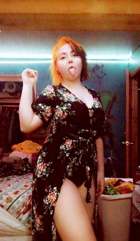 Nacktes geleaktes OnlyFans-Foto von Stup1dslut