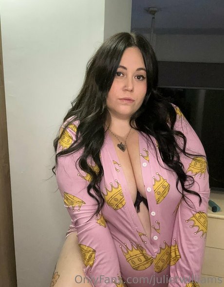 Nacktes geleaktes OnlyFans-Foto von Julietwilliams