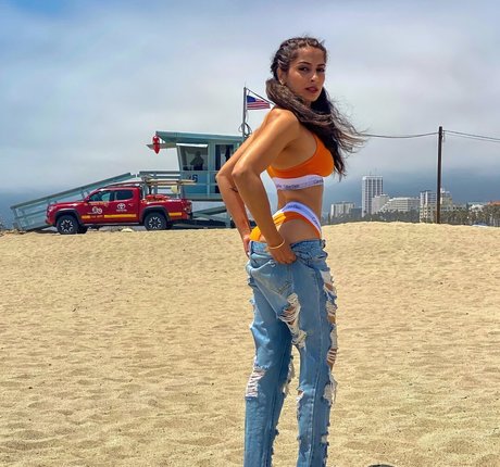 Nacktes geleaktes OnlyFans-Foto von Simmi Singh