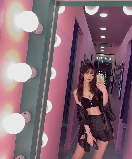 Nacktes geleaktes OnlyFans-Foto von Gpdnjsk