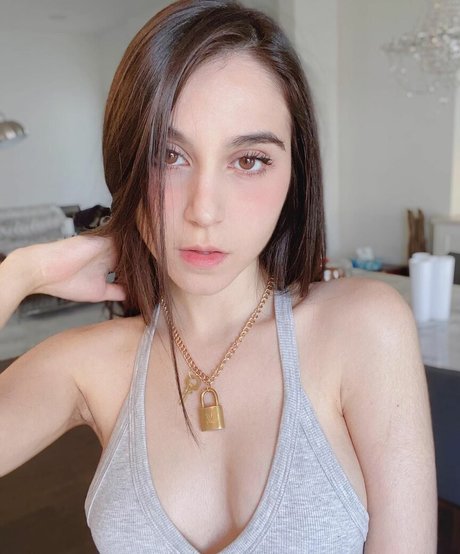 Nacktes geleaktes OnlyFans-Foto von Midna