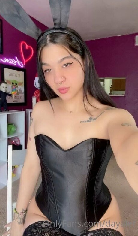 Nacktes geleaktes OnlyFans-Foto von Dayale Asmr
