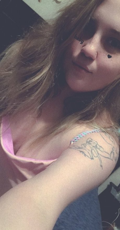 Nacktes geleaktes OnlyFans-Foto von Shaholl13
