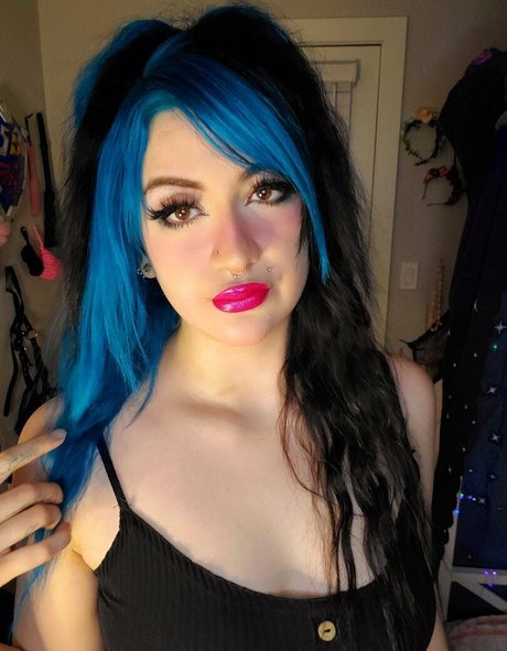 Nacktes geleaktes OnlyFans-Foto von Twilightprinxess1