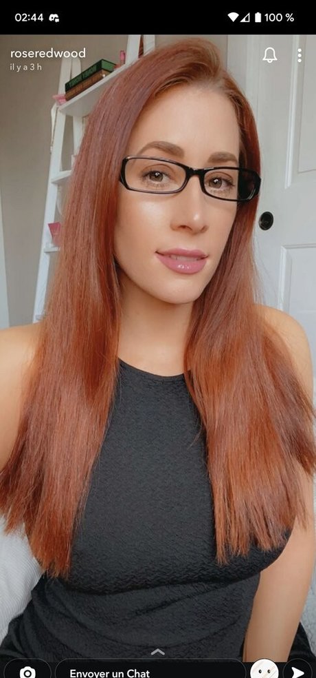 Nacktes geleaktes OnlyFans-Foto von Rose Redwood