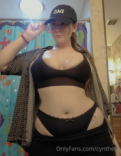 Nacktes geleaktes OnlyFans-Foto von Cynthetic