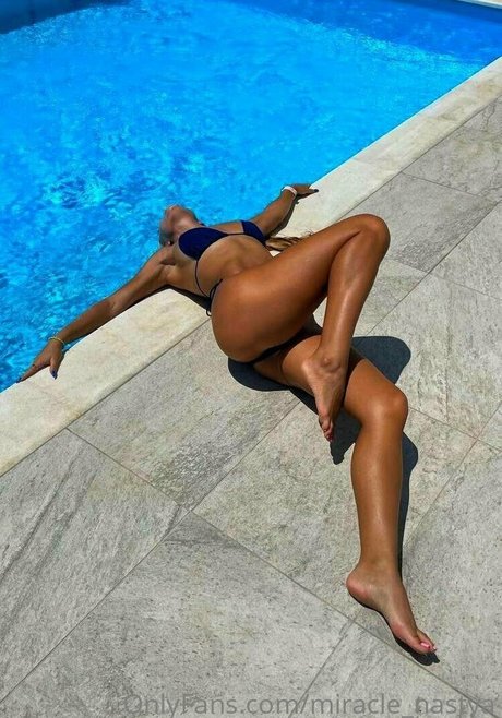 Nacktes geleaktes OnlyFans-Foto von Miraclenastya