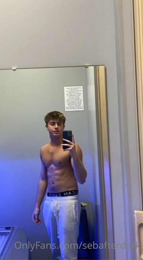 Nacktes geleaktes OnlyFans-Foto von Sebafterdark