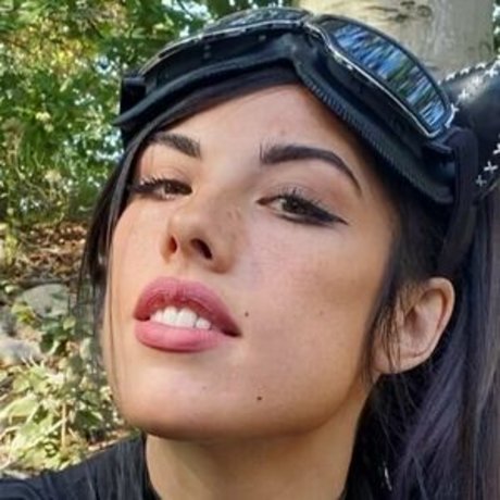 Nacktes geleaktes OnlyFans-Foto von Sidetrackangel