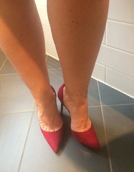Dutchcurvesinheels