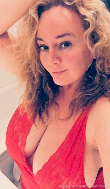 Dutchcurvesinheels