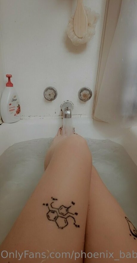 Nacktes geleaktes OnlyFans-Foto von Phoenixbabbyfree