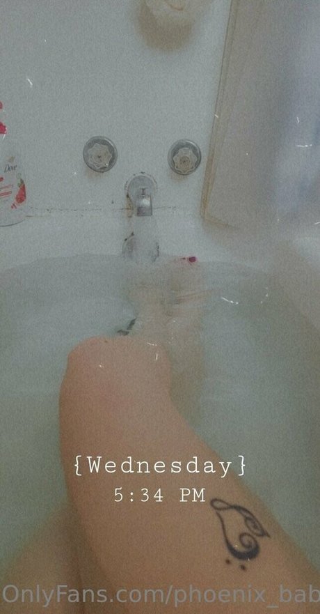 Nacktes geleaktes OnlyFans-Foto von Phoenixbabbyfree
