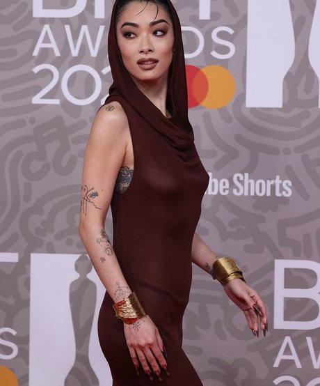Rina Sawayama