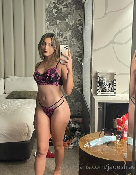 Nacktes geleaktes OnlyFans-Foto von Jadesfree