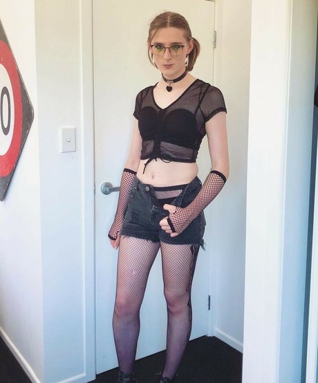 Nacktes geleaktes OnlyFans-Foto von Alice In Wonder1and