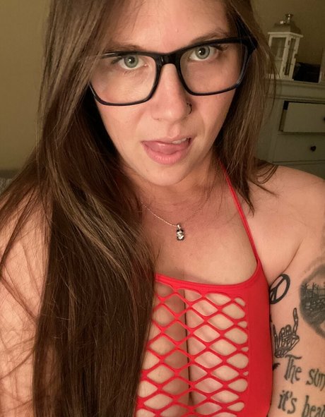 Nacktes geleaktes OnlyFans-Foto von Spookshowbabyyyy