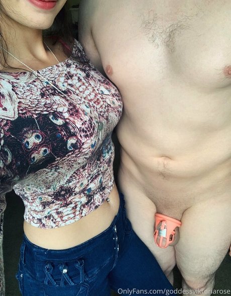 Nacktes geleaktes OnlyFans-Foto von Goddessviktoriarose