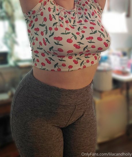 Lilacandholly