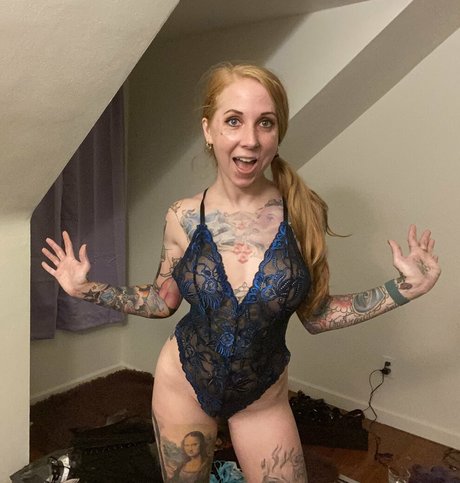 Nacktes geleaktes OnlyFans-Foto von Bobbibamf