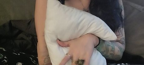 Nacktes geleaktes OnlyFans-Foto von Malasmr