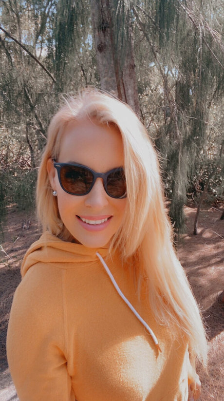 Ellehotmom