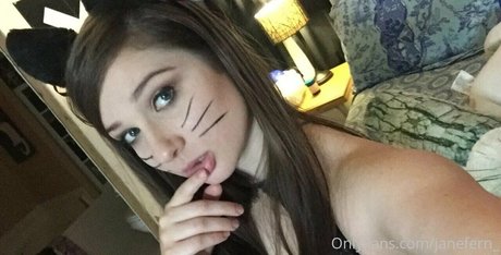 Nacktes geleaktes OnlyFans-Foto von Janefern