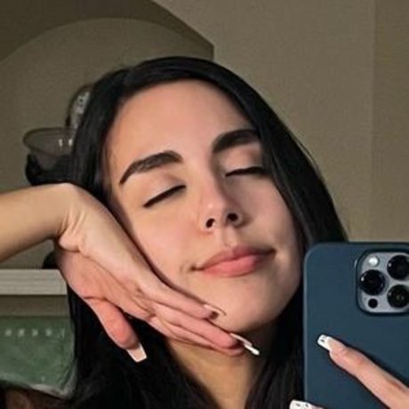 Nacktes geleaktes OnlyFans-Foto von Nadia