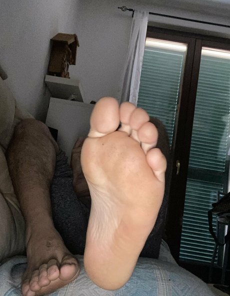Youloveyourkingfeet